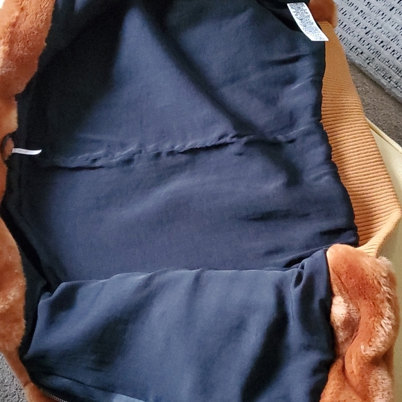 🌟 Free People Faux Fur Bomber Jacket - Picture 7 of 9